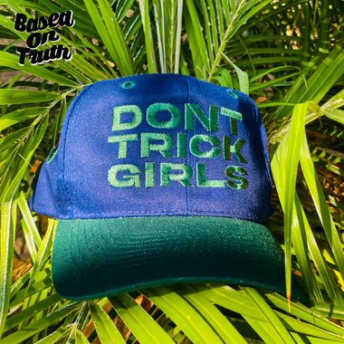 Dont Trick Girls (Navy/Green)